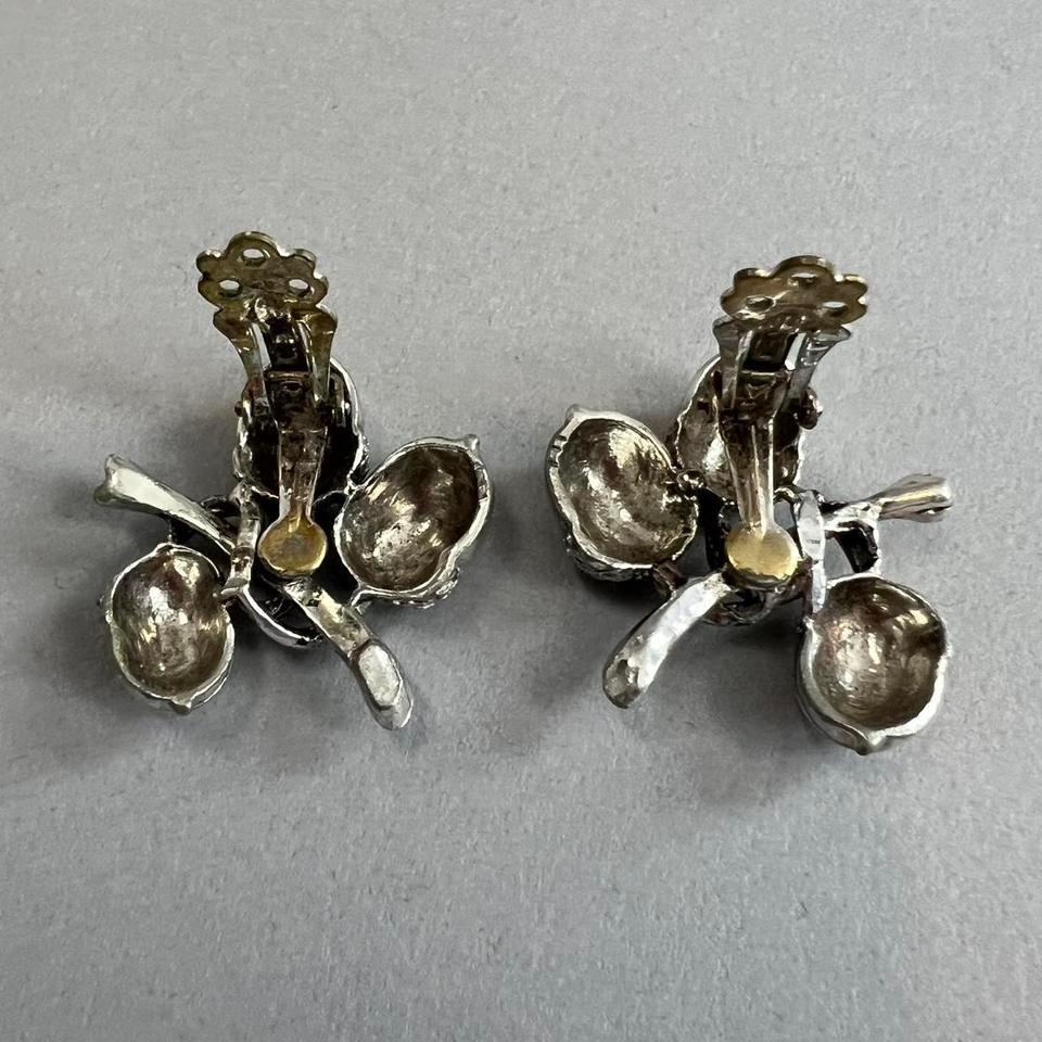 6 Oz Vintage Acorn Clip 3