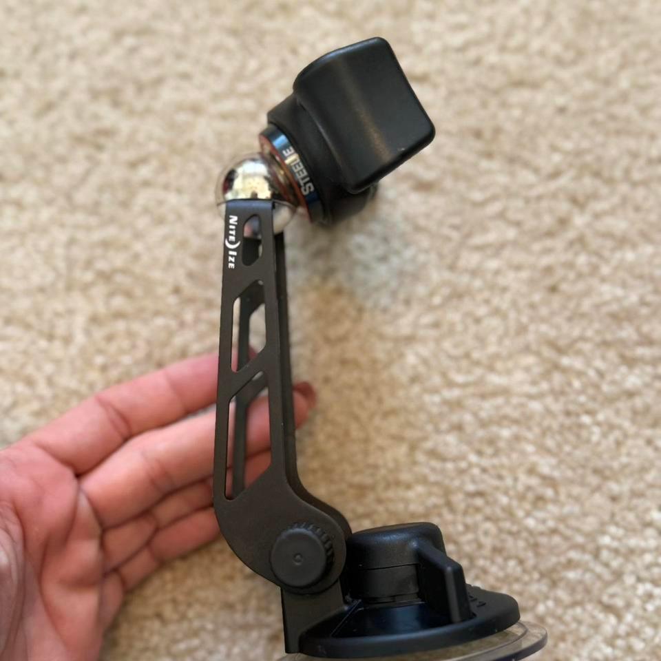 Nite Ize Suction Cup Adjustable 3