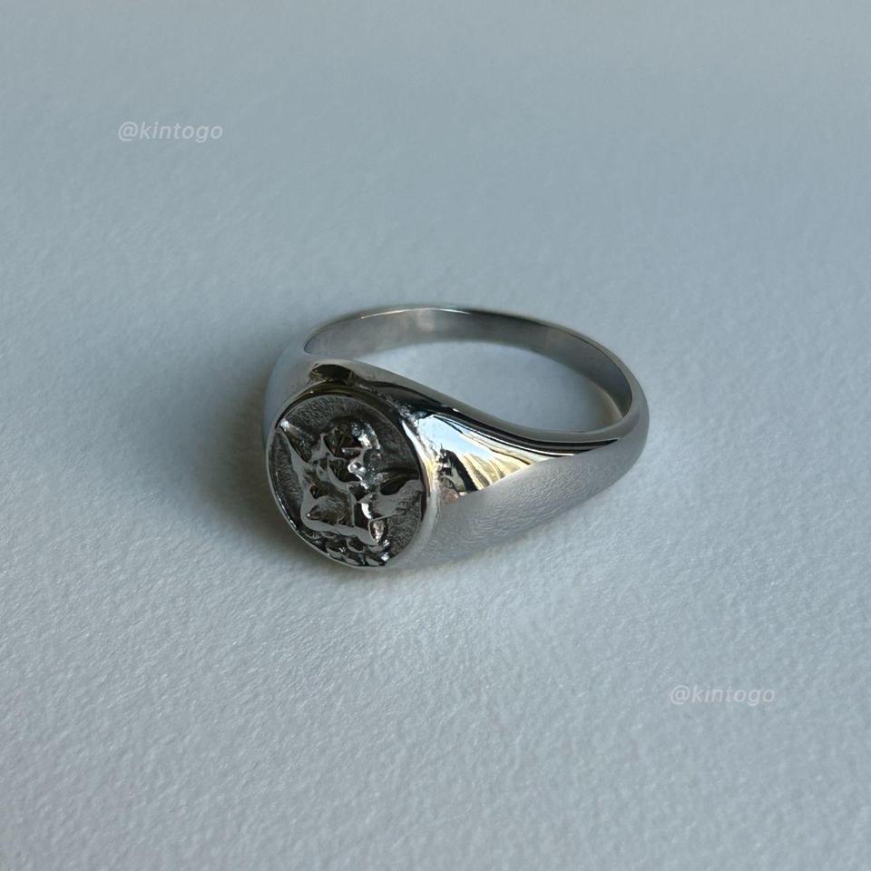 Vintage Silver Cupid Ring Size 6288 4