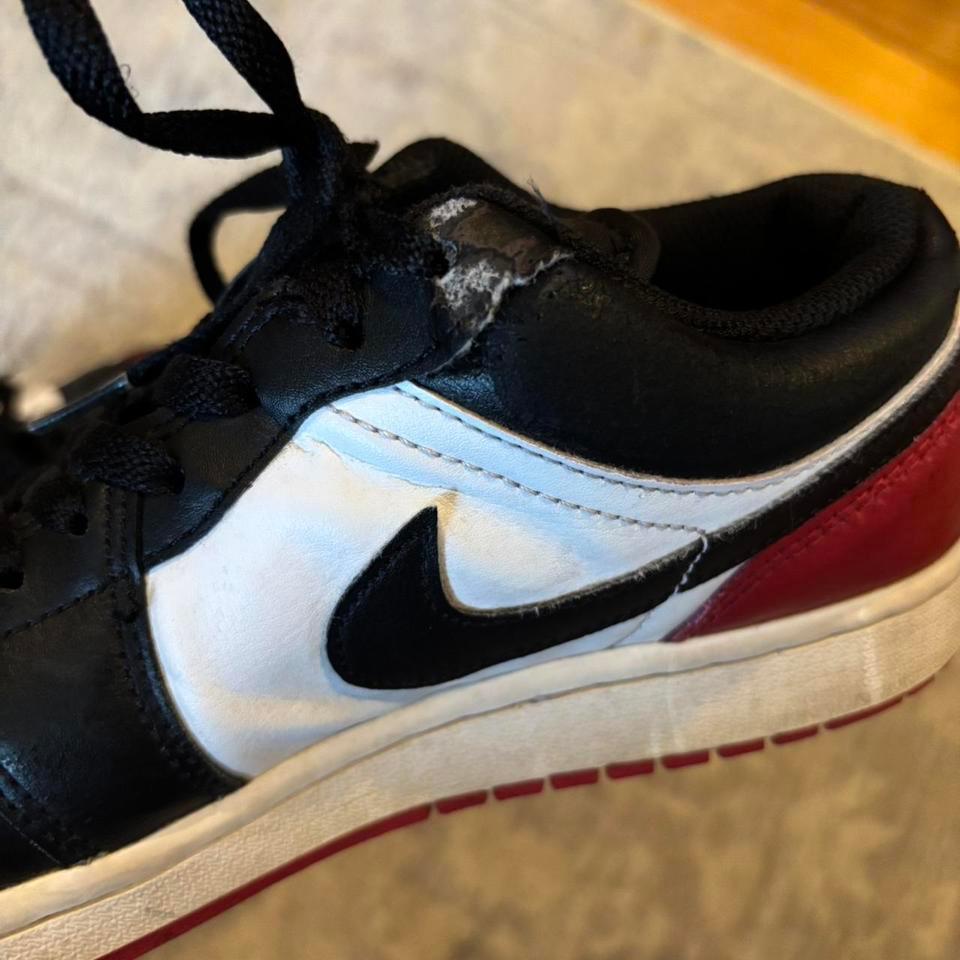Black And Red Nike Air 4