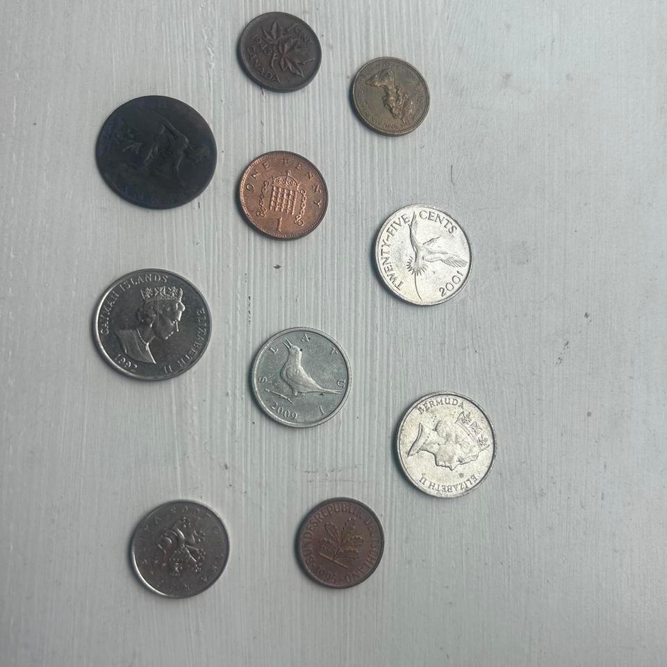 Lot Of Canadian Coins 10 2654 2