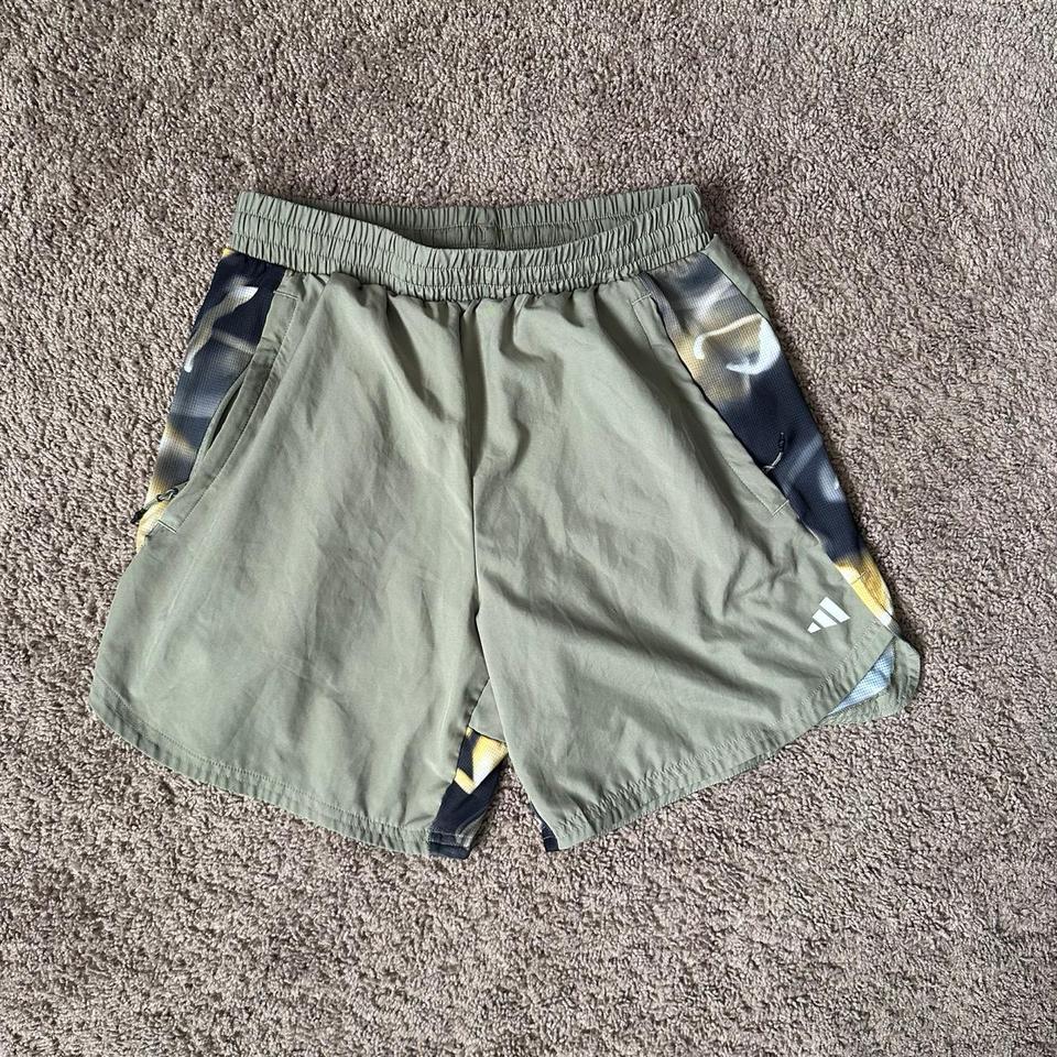 Adidas Shorts Size Medium 7 4ee6