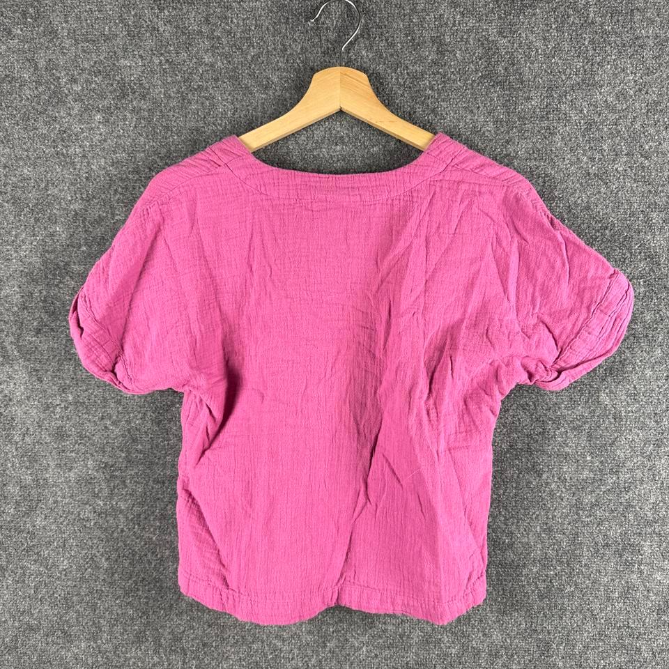 Universal Thread Pink V Neck Short 7990 4