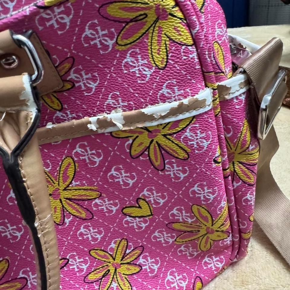 Guess Duffle Computer Bag 820c 6