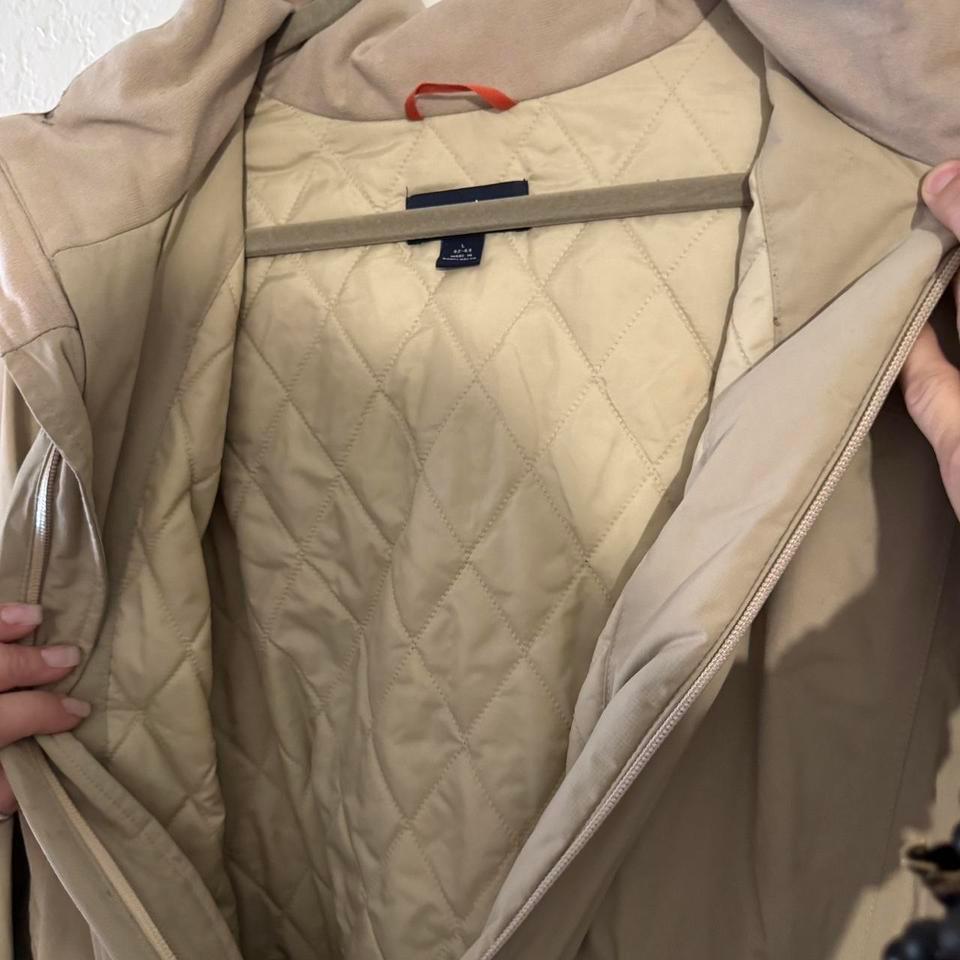 Tan Lightweight Rain Jacket With 7f4c 3