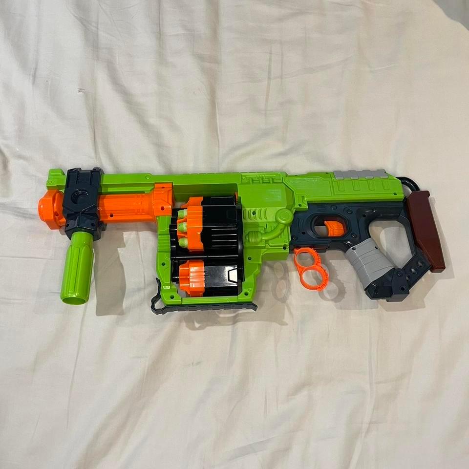 Green Nerf Gun Some Bullets 2