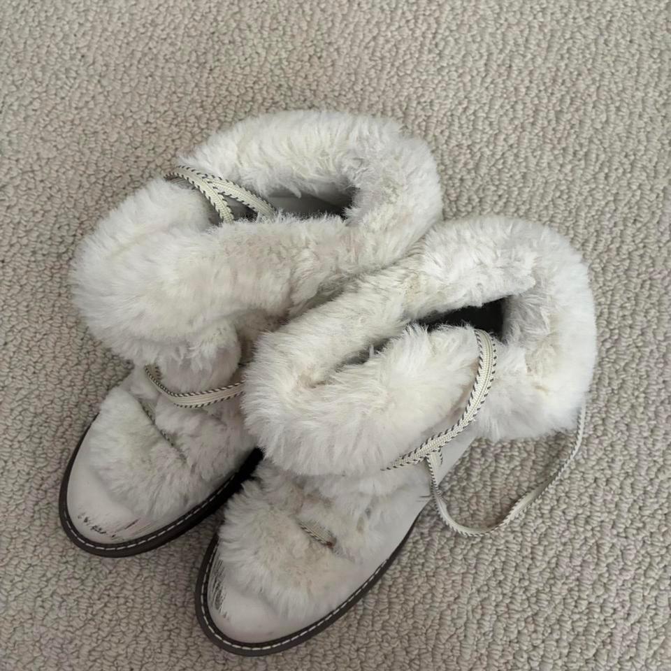 White Faux Fur Boots With D7a9 5