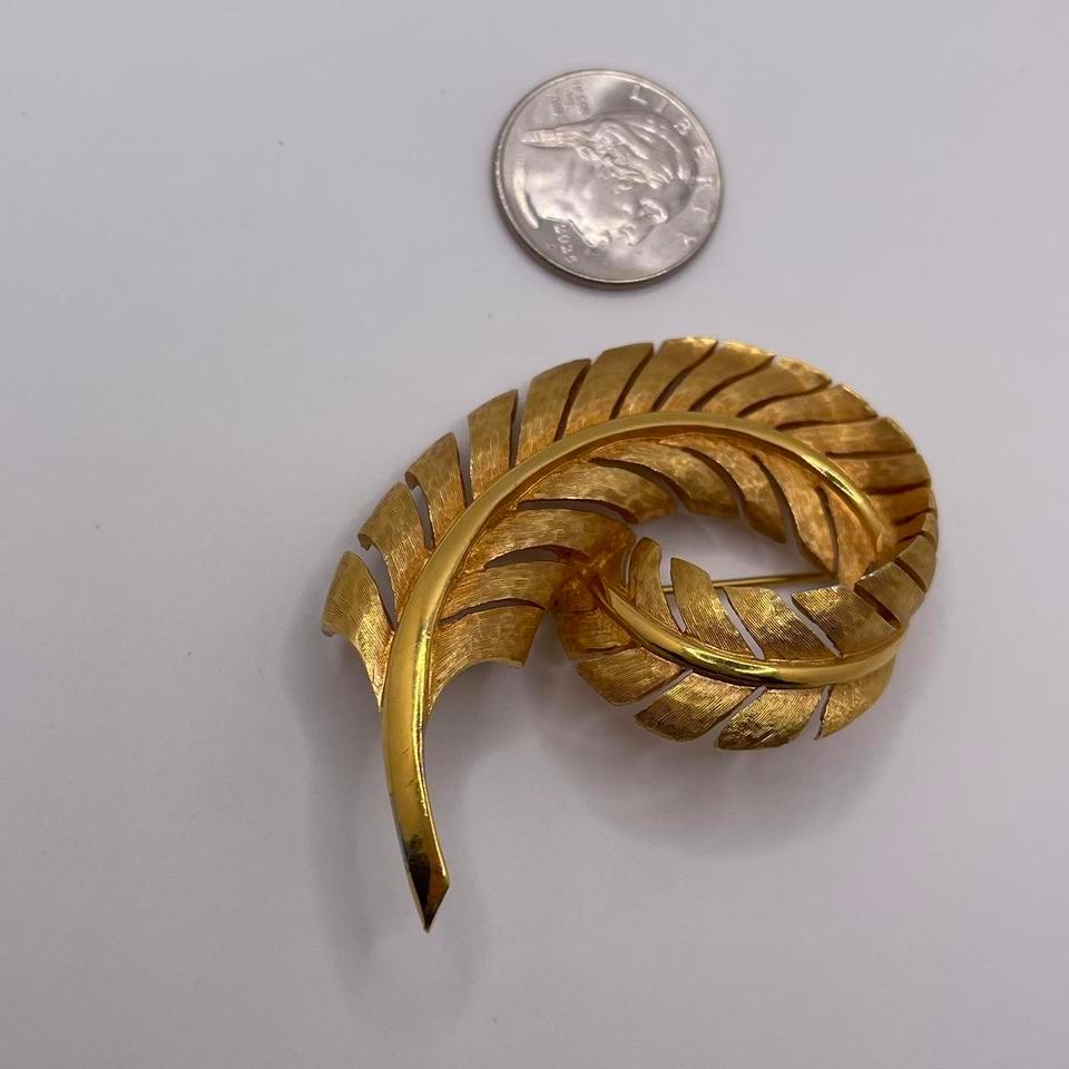 Vtg 60s Whimsical Feather Brooch D77d 5