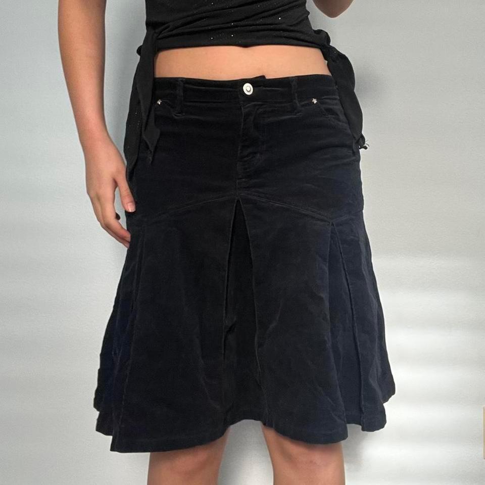 Pleated Y2k Midi Skirt Fits
