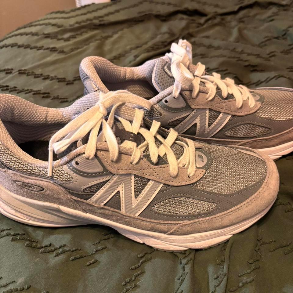Grey New Balance 990 Trainers