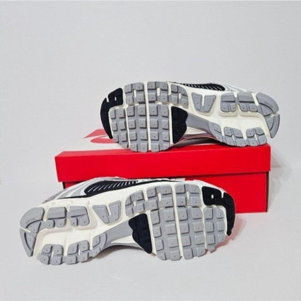 Nike Wmn Zoom Vomero 5 Da97 5