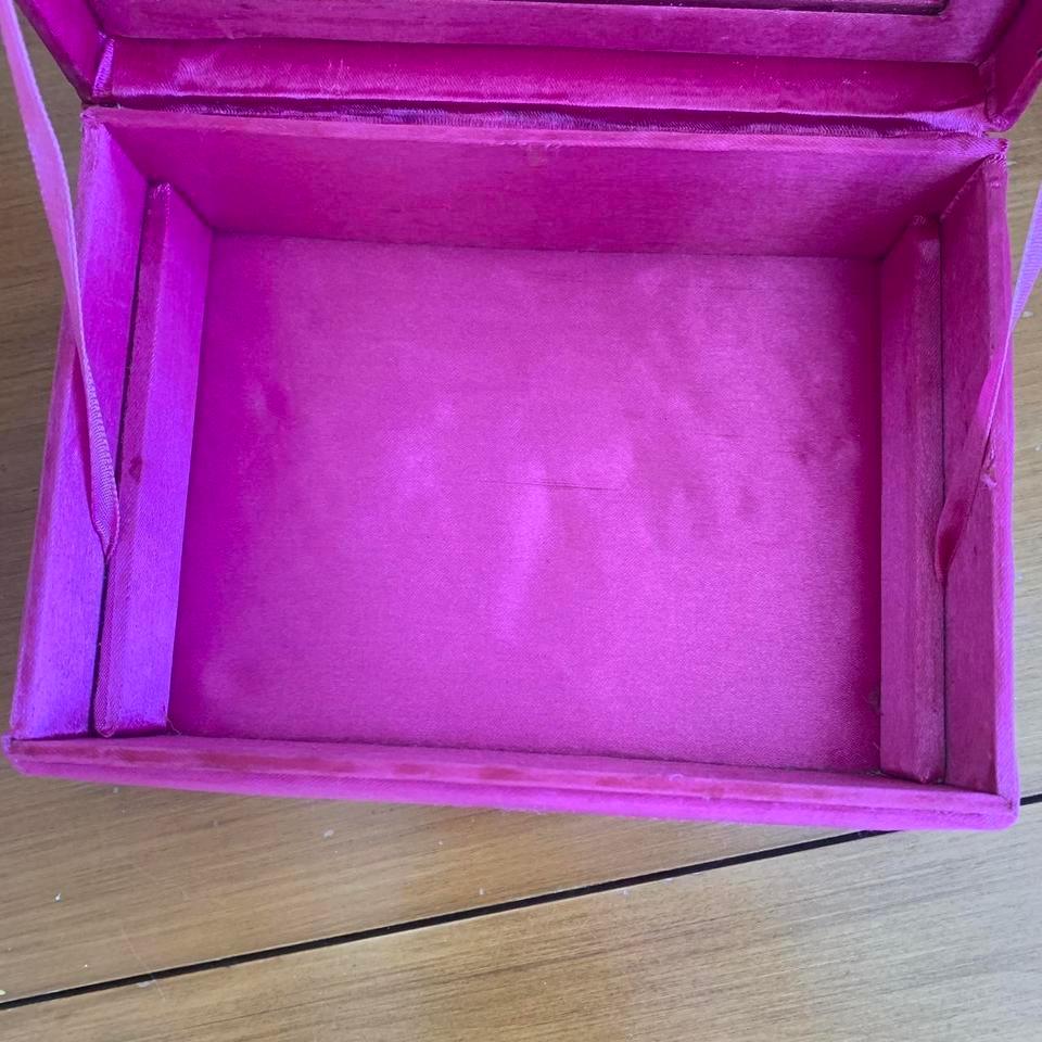 Vintage Pink Fabric Jewelry Box 3f4d 3