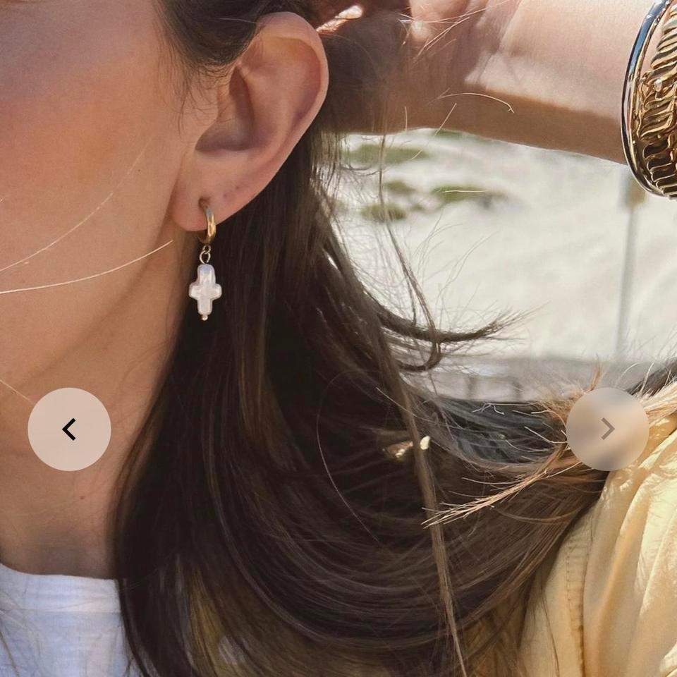 Joiana Jewels Pearl Cross Earrings 3411