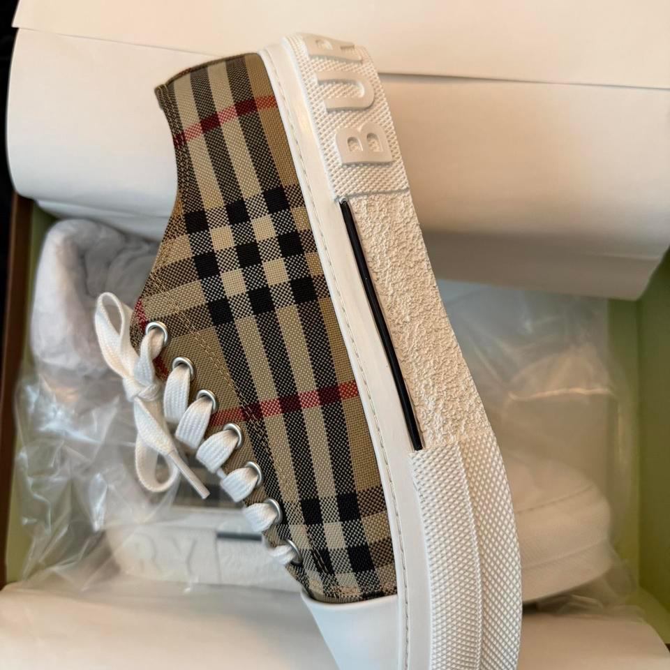 Burberry Shoes Never Worn Burberry 0b6f 3