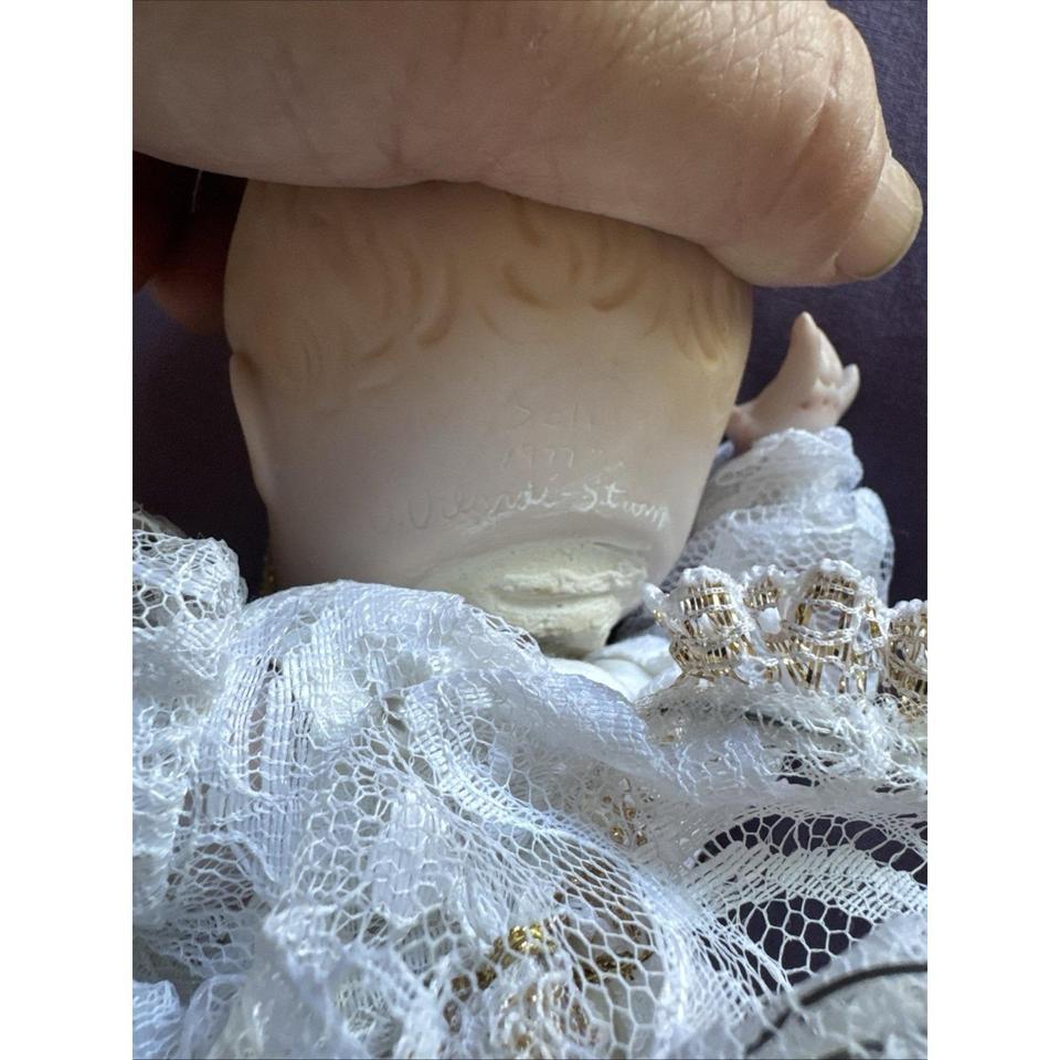 Vintage Porcelain Doll 9 733f 4