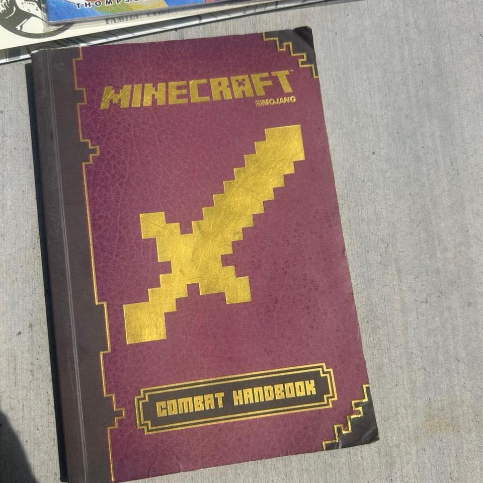 Minecraft Combat Handbook Book Gaming 0fea