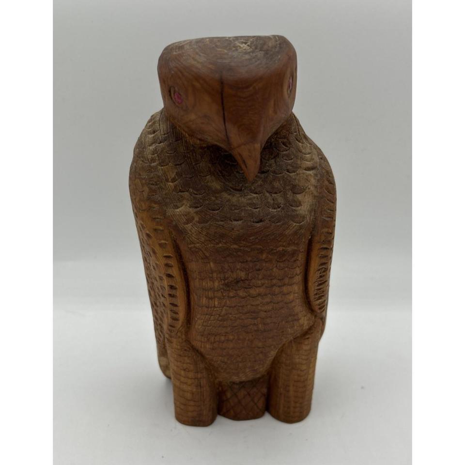 This Vintage Hand Carved Wooden Eagle 3822