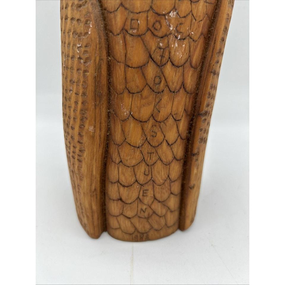 This Vintage Hand Carved Wooden Eagle 3822 4