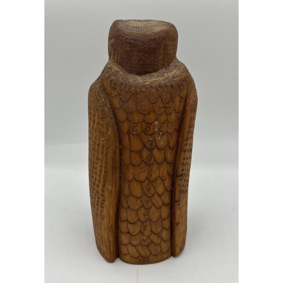 This Vintage Hand Carved Wooden Eagle 3822 3