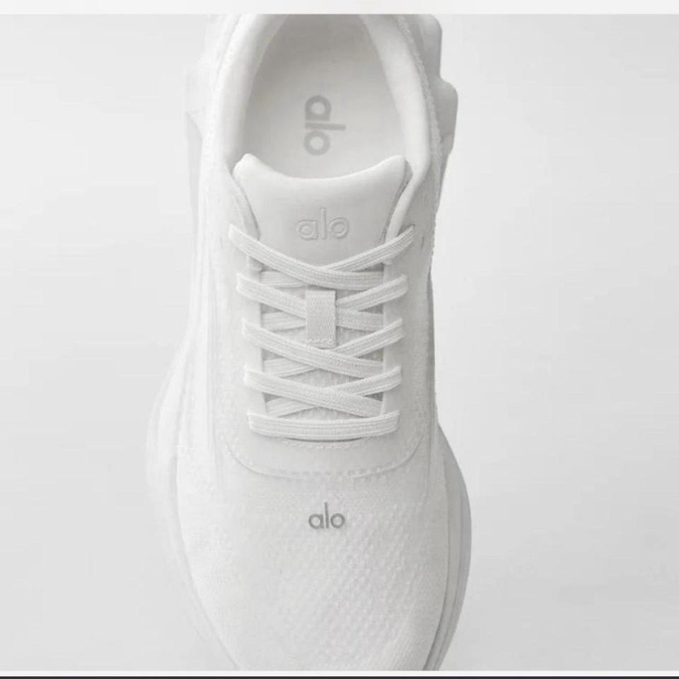 Alo Runner Brand New Still 8cce 2