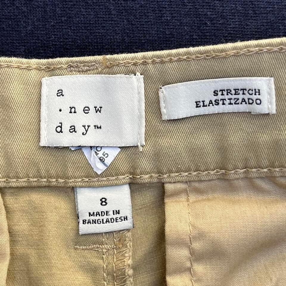 Beigekhaki Shorts Beige 3