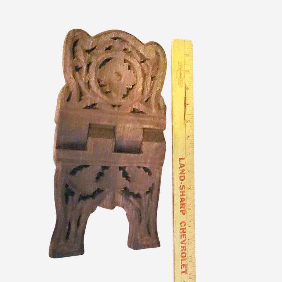 Vintage Antique Hand Carved Wooden 6954 6