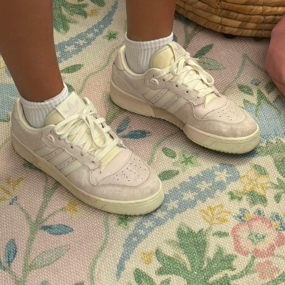 Adidas White Forum Low Trainers 36fd 3