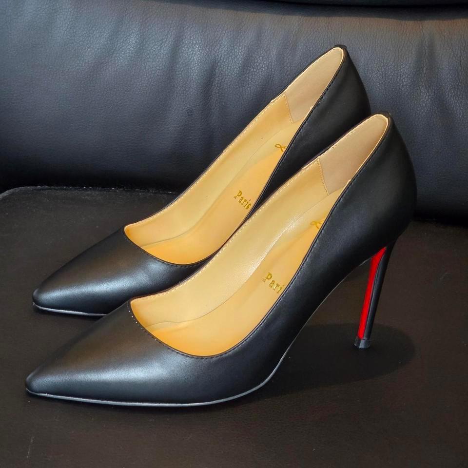Christian Louboutin Pigalle Follies Black 300c 3
