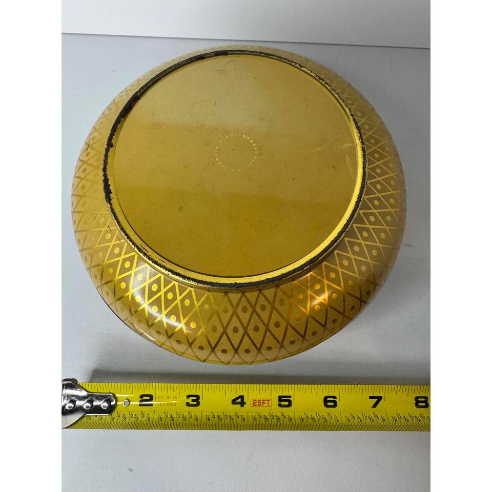 Vintage Floral Decorative Metal Tin 219f 3