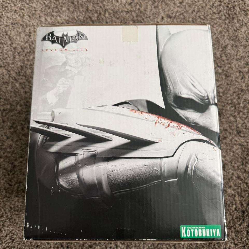 Kotobukiya Batman Arkham City Statue 4