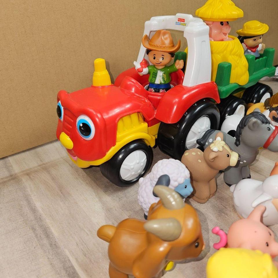 Little People Tractor Farm Animals 7856 2