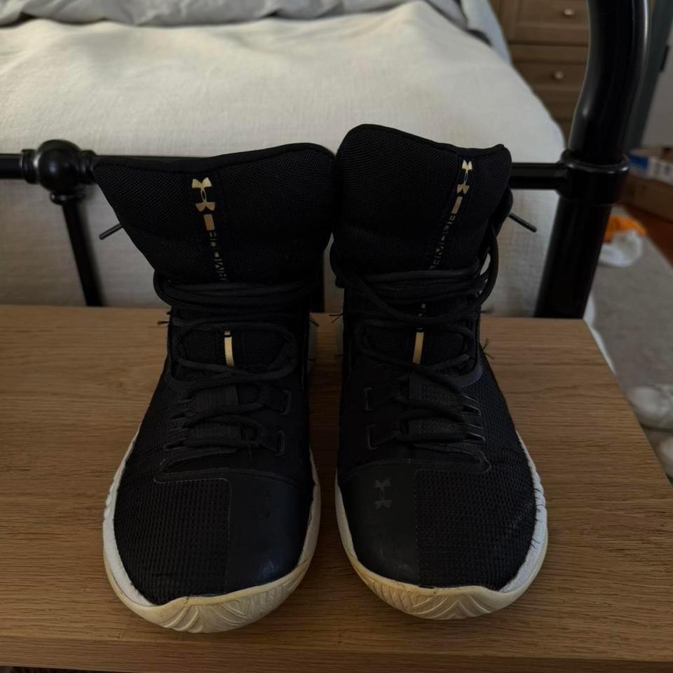 Under Armour Black Basketball Shoes E243 2