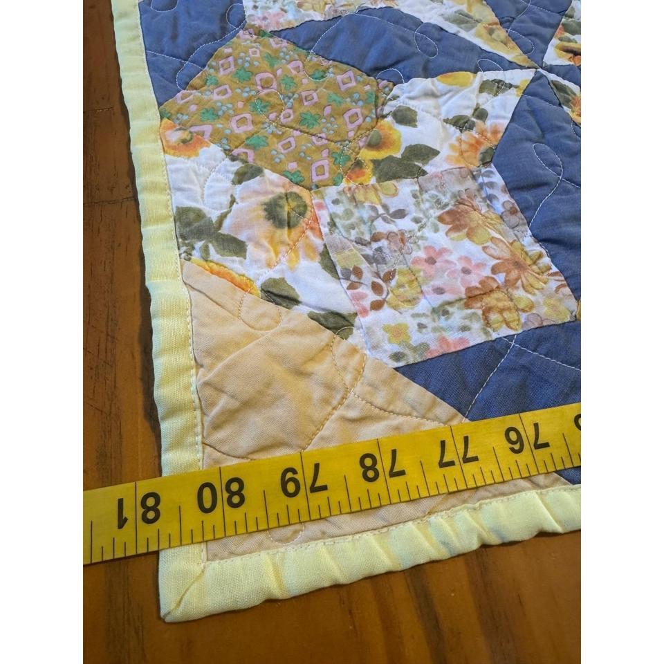 Vtg Handmade Patchwork Quilt Throw 9156 7
