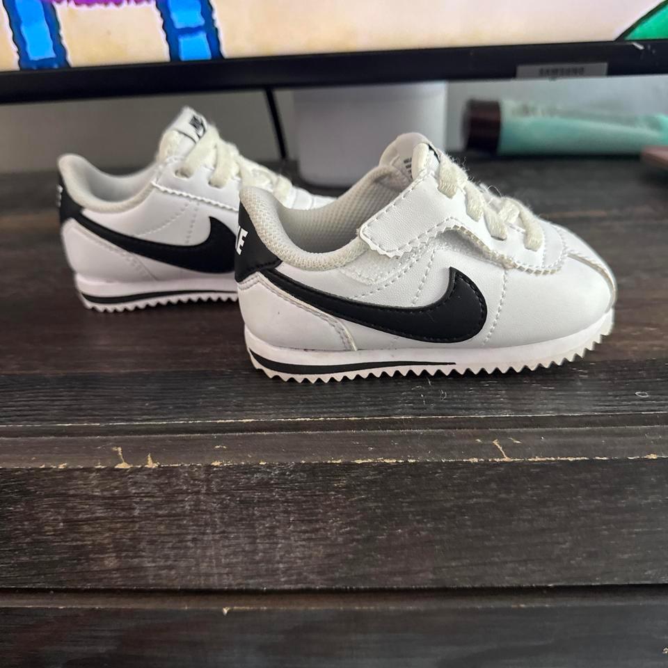 Nike Cortez Black And White 2bb4