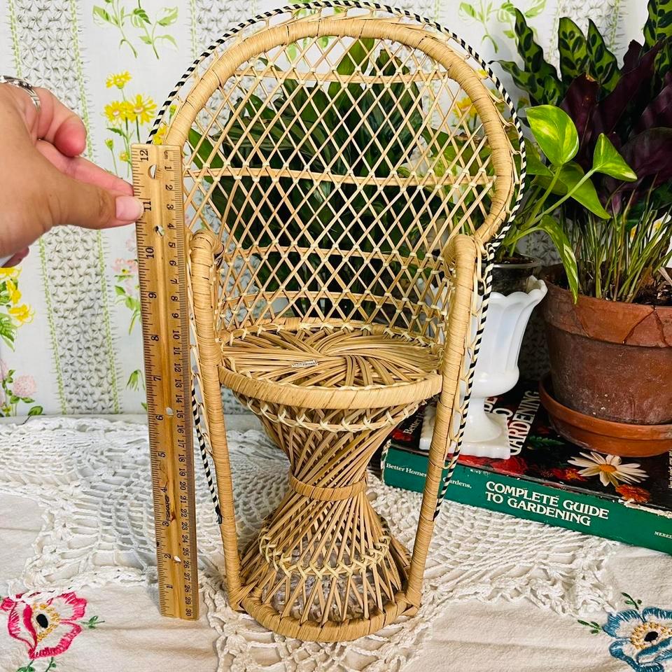 Vintage 90s Wicker Peacock Fan 7