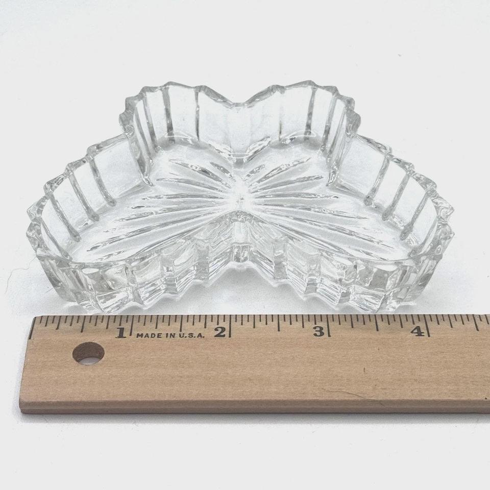 Discover This Charming Vintage Clear E739 6