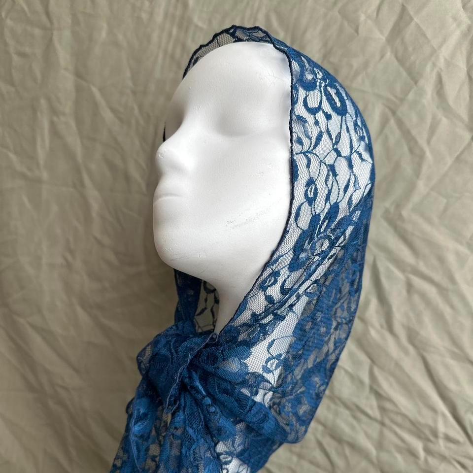 Handmade Blue Lace Hoodie Mantilla F355 5