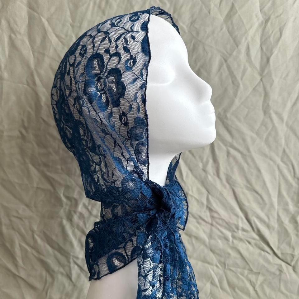 Handmade Blue Lace Hoodie Mantilla F355 6