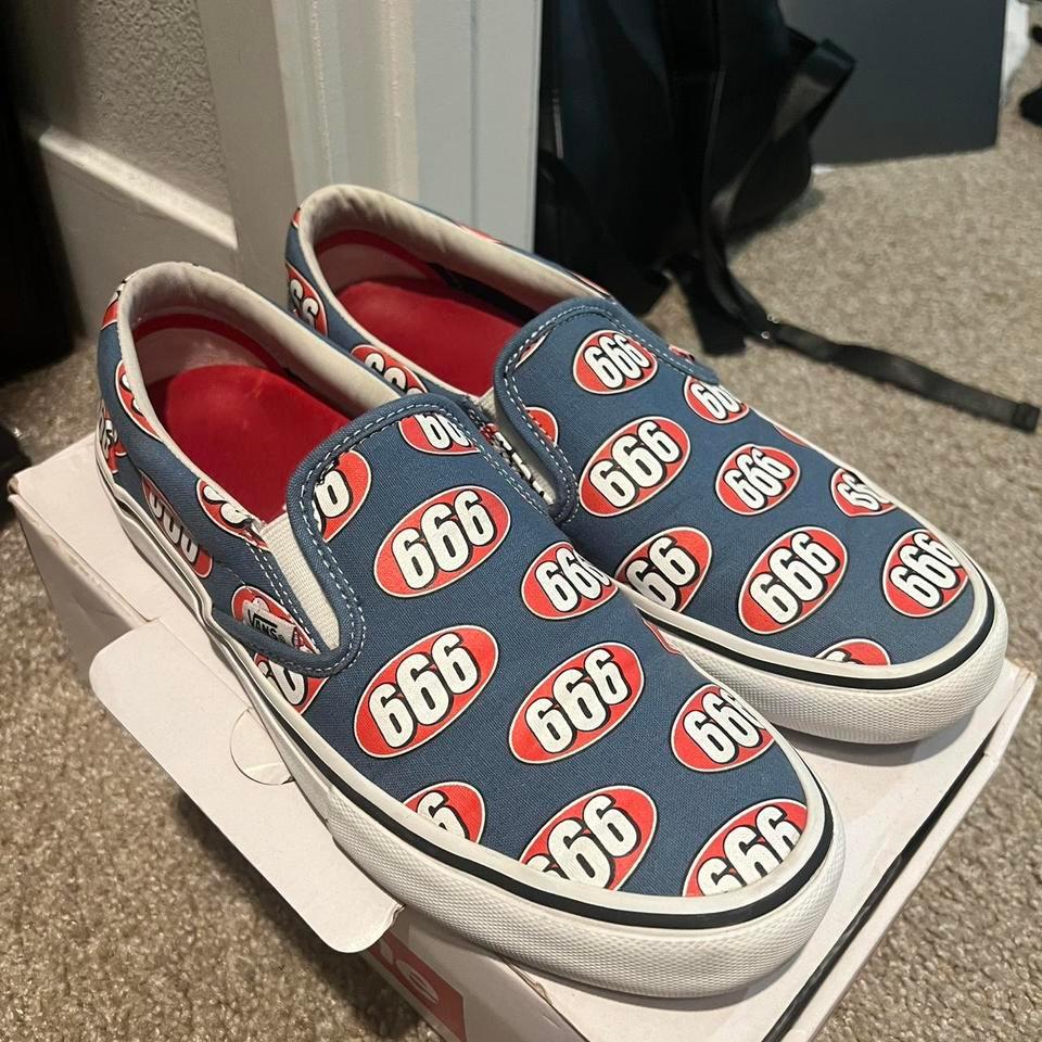 Supreme Vans Slip On Wbox