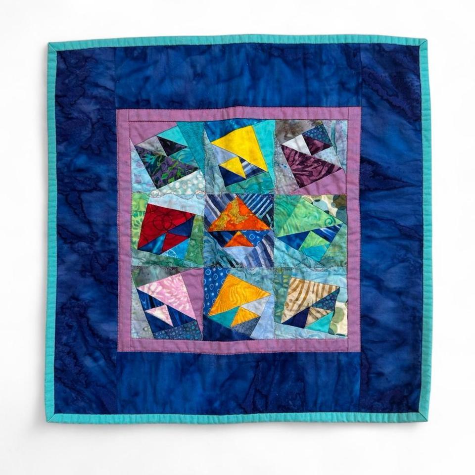 One Of A Kind Handmade Batik Mini Quilt 09ca