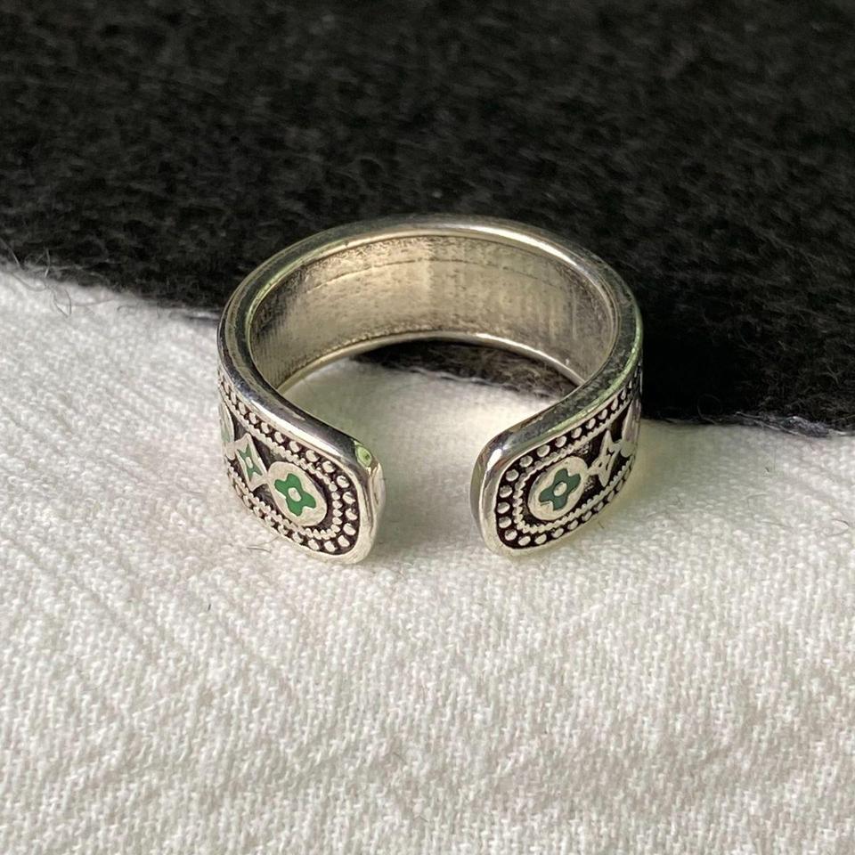 Vintage Style Distressed Silver Enamel Open E7cf 3