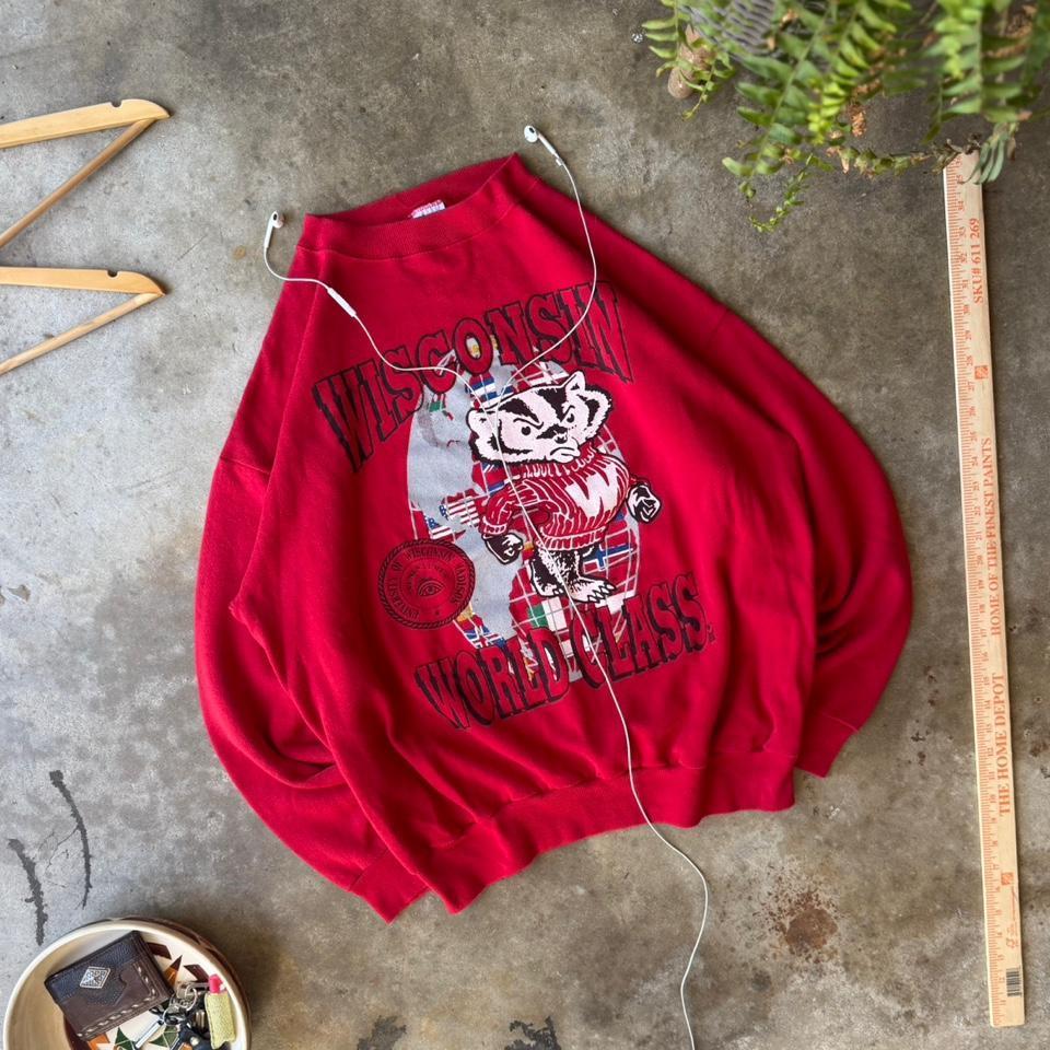 Vintage 90s University Of Wisconsin C015