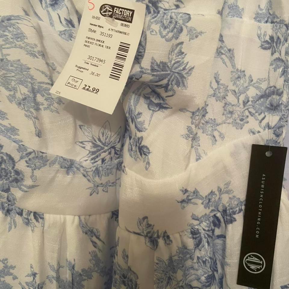 White Dress W Blue Flower 4d3d 3