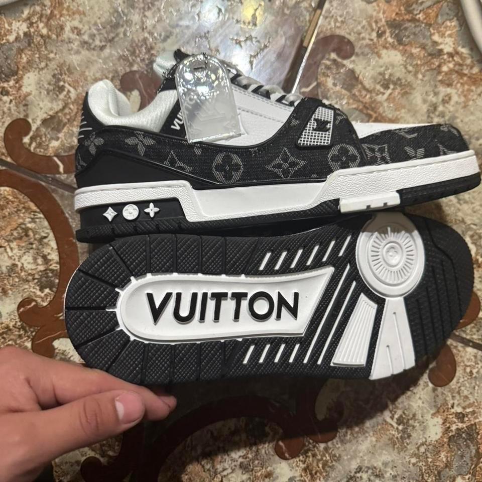 Louis Vuitton Black Trainers Louie 2565