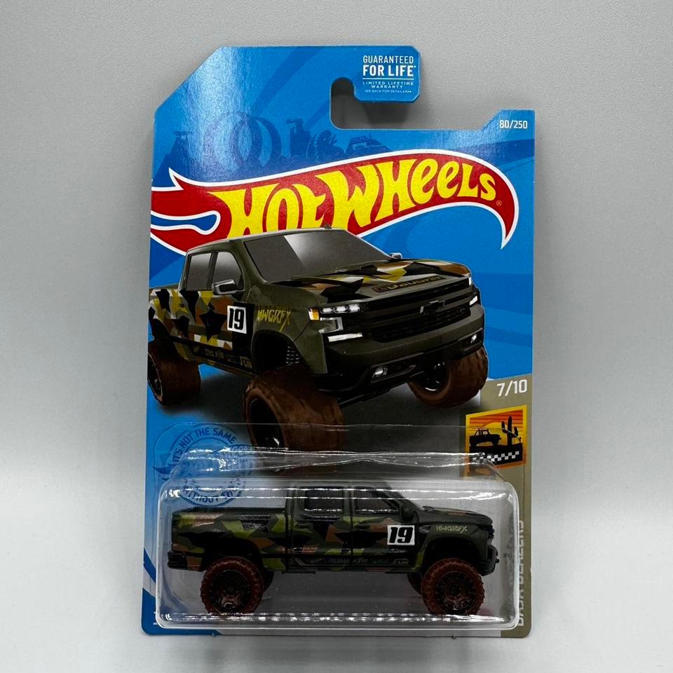 Hot Wheels 19 Chevy Silverado B35e