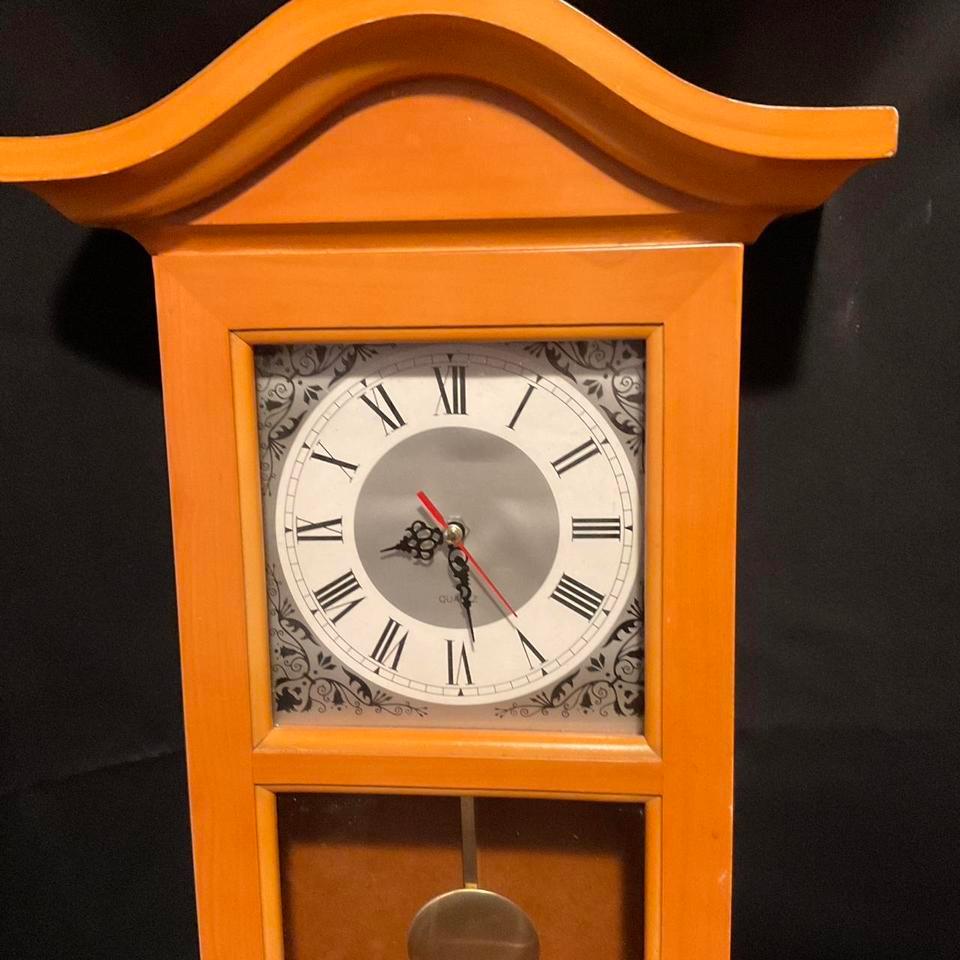 Wooden Wall Clock With Pendulum 4