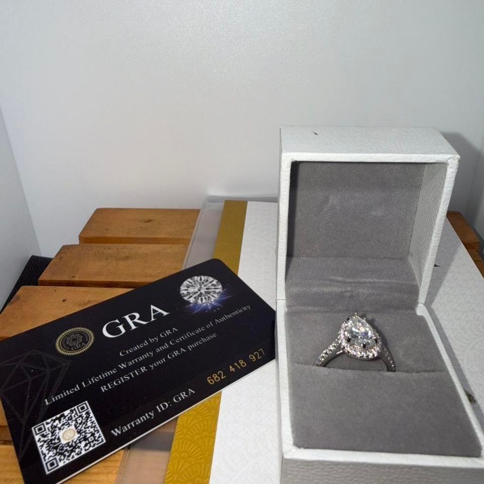 Gia Certified 2ct Carat Diamond 51ed
