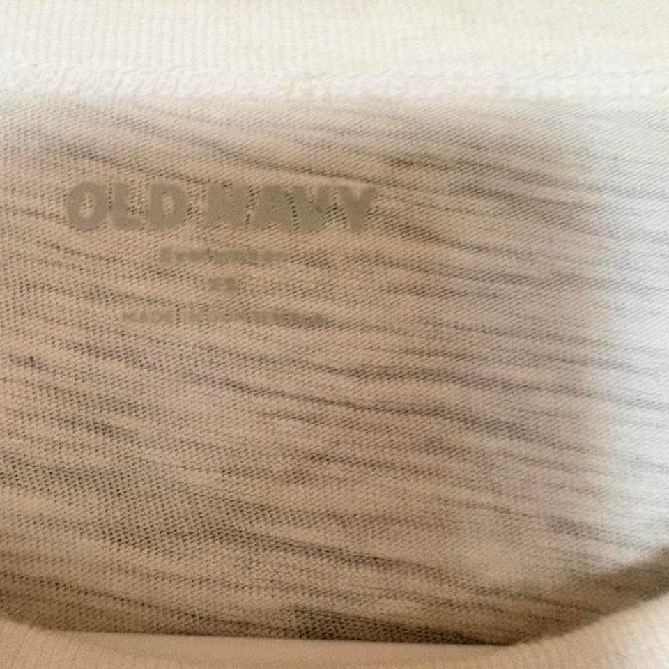 White Old Navy Graphic Tee A3ef 2