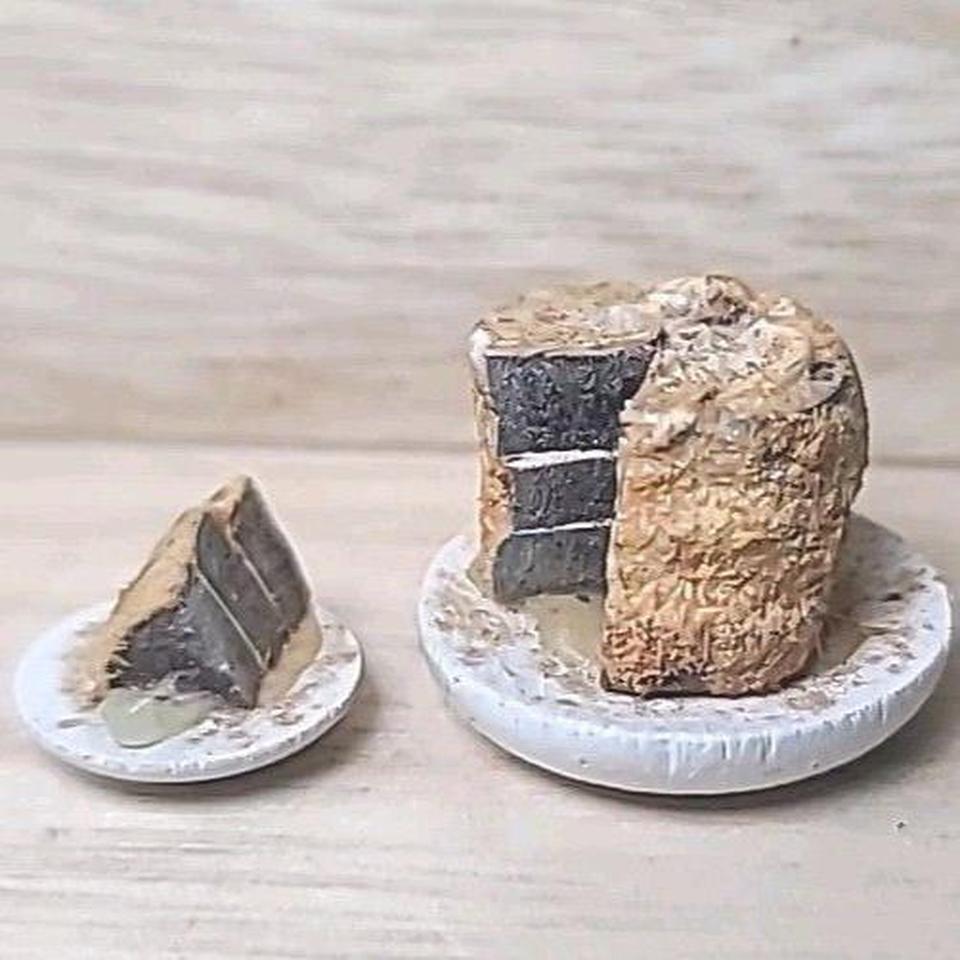 The Vintage 2 Piece Miniature Feef