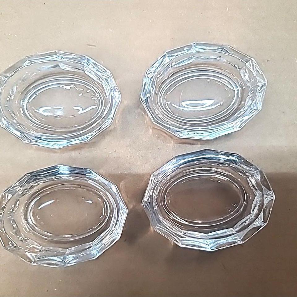 This Set Of 4 Vintage 1643 5